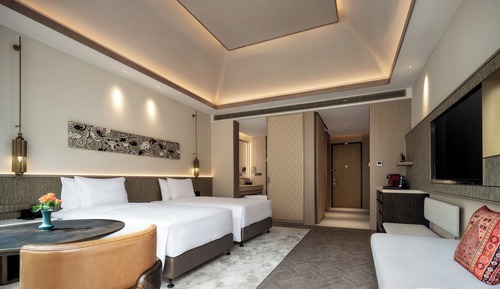 Crescent Spring Twin