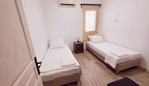 Basic Twin Room, City View