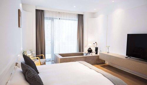 Superior Double Room, Courtyard View