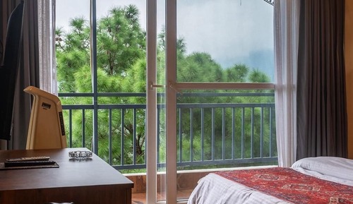 Luxury Room, Balcony, Mountain View