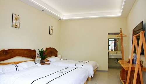 Basic Triple Room