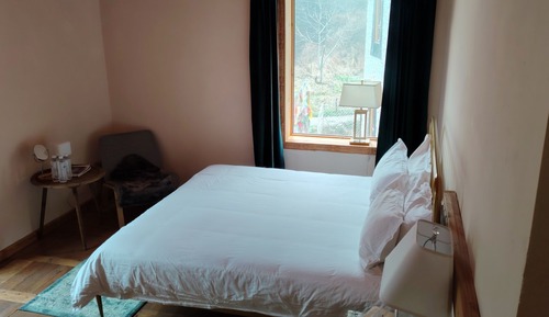 Comfort Room, Patio