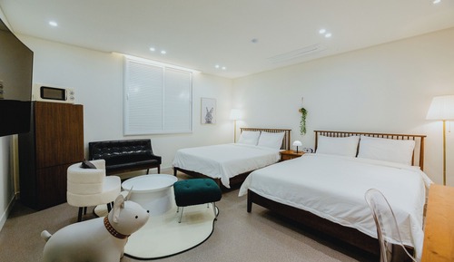 Superior Double Room, 2 Queen Beds