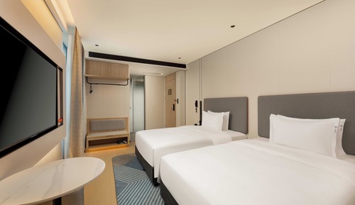 Standard Room, Garden View (Hollywood Twin)