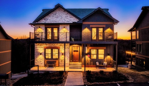 Luxury Cabin, 6 Bedrooms, Private Pool, Mountain View