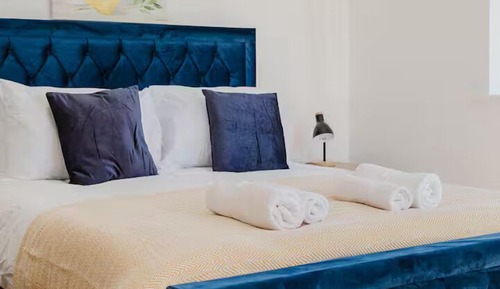 Cottage, Garden View