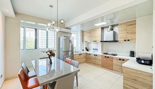 Comfort Apartment, 3 Bedrooms, Kitchen, City View