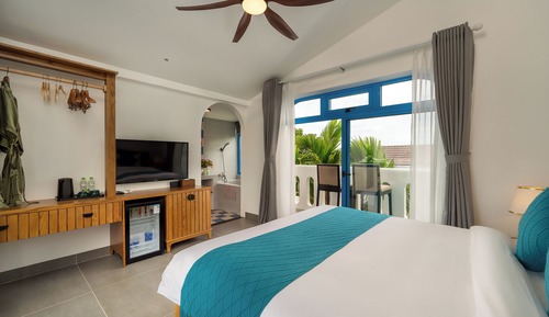 Deluxe Double Room, 1 King Bed, City View