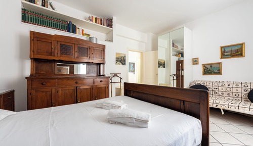 Comfort Apartment, City View