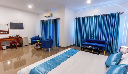 Junior Double Room, City View