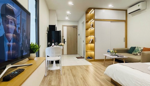 Romantic Studio Suite, City View