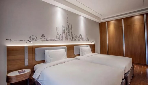 Luxury Suite, Garden View