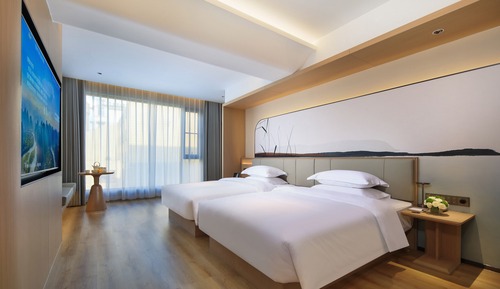 Romantic Twin Room, River View