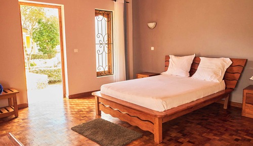 Deluxe Cabin, 1 Queen Bed, Lanai, Garden Area