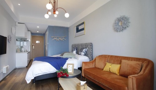 Theme King Room