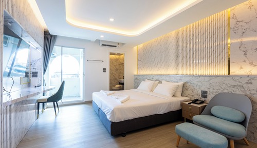 Deluxe King+Deluxe King