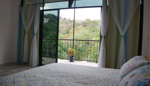 Quadruple Room, Desert View