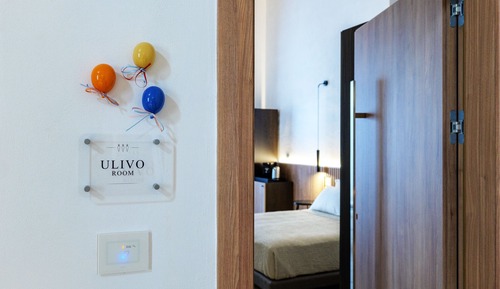 Deluxe Suite, Balcony, City View