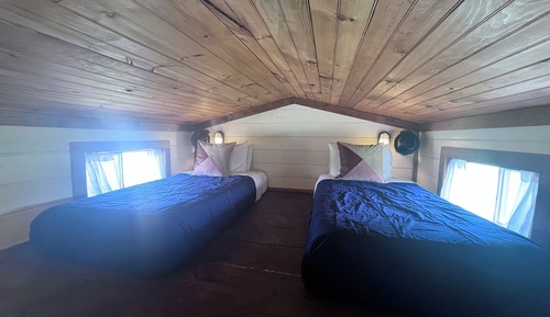 Family Cabin, Patio, Courtyard View