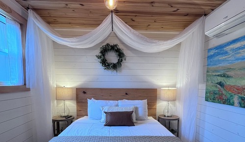 Family Cabin, Patio, Courtyard View