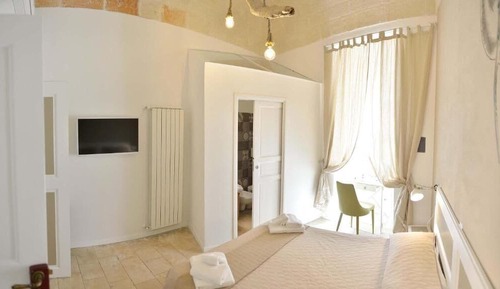 Classic Room, Courtyard View