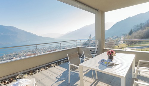 Apartment (Valarin Como)
