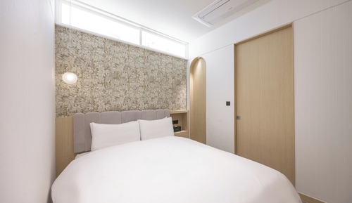Signature Room