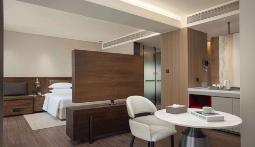 Executive Suite, 1 King Bed, Non Smoking