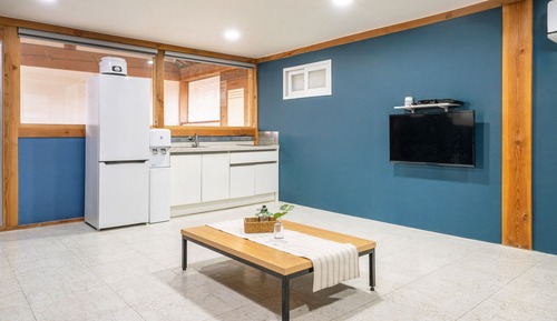 Basic Room, 1 Bedroom (Room Maru 3)