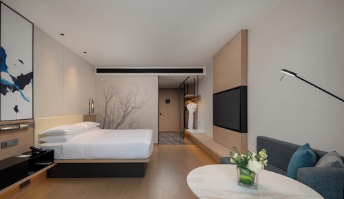 Deluxe Room, 1 King Bed, Non Smoking