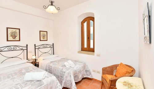 Panoramic Apartment, Garden View