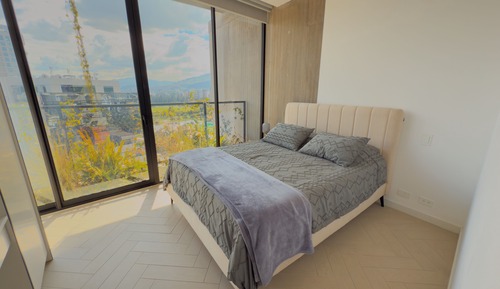 Luxury Apartment, City View