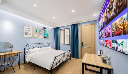 Classic Double Room, Garden View