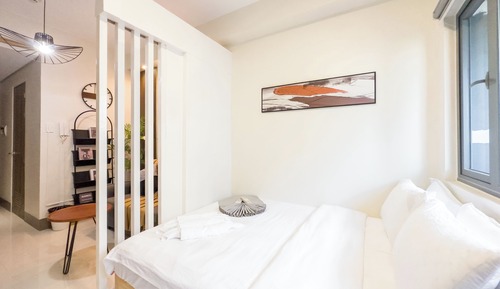 Grand Room, 1 Queen Bed with Sofa bed, Ensuite