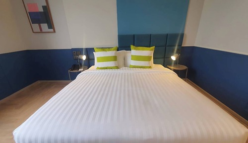 Executive One-Bedroom Suite Balcony