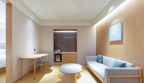 Premium Suite, Pool View