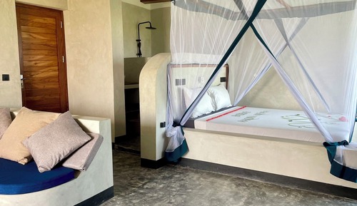 Luxury Loft, 1 King Bed, Garden View