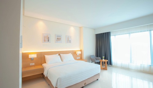 Deluxe Double Room, City View