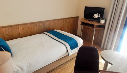 Standard Single Room