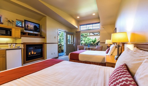 Classic Studio, 2 Queen Beds (1st Floor, Not Pet Friendly)
