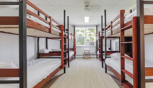 Shared Dormitory (#11)