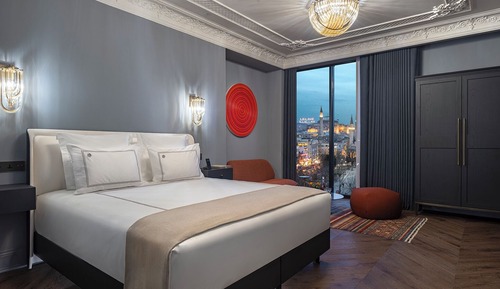 Design Double Room, City View