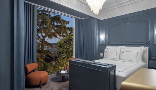 Deluxe Double Room, City View