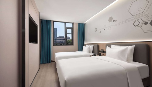 Room, 2 Twin Beds, Smoking (Selected)