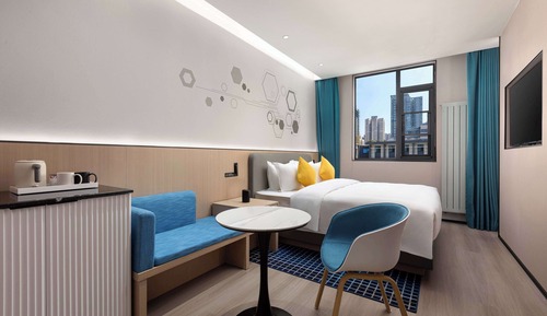 Superior Room, 1 King Bed, Non Smoking