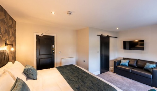 Deluxe Quadruple Room, Multiple Beds