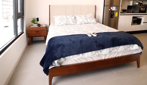 Economy Studio, City View