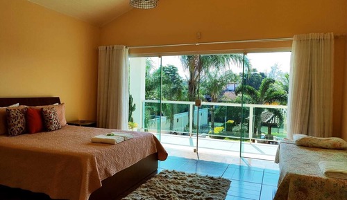 Comfort Room, Balcony, Garden View