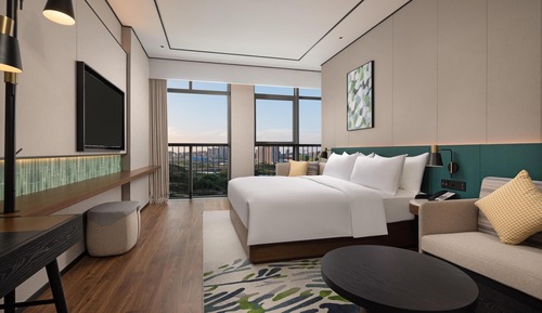 Deluxe Room, 1 King Bed