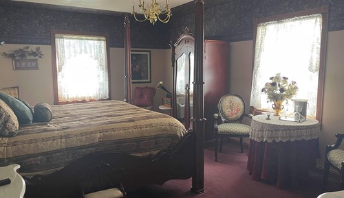 Grand Room, 1 King Bed, Non Smoking